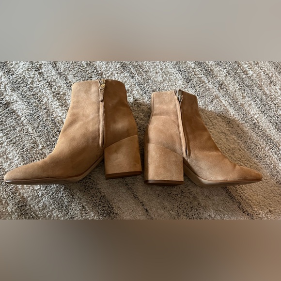 Like New Sam Edelman Suede Leather Tan Camel Boots Shoes Cowgirl Booties - Picture 8 of 12